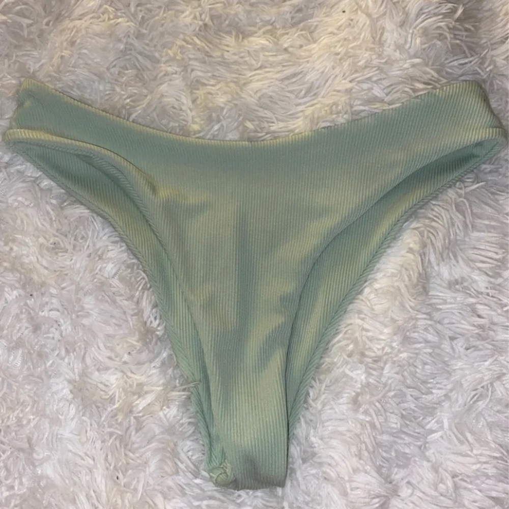 bikini bottoms